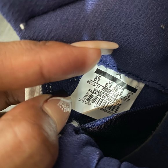 Air Jordan 11 Retro BG. White and University Blue. Size 6Y (Womens Size 8). - Picture 5 of 11